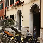 Ca' Dei Conti 4* Venice